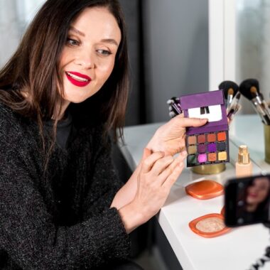 A Simple Daily Makeup Routine Based on Your Skin Type and Occasion